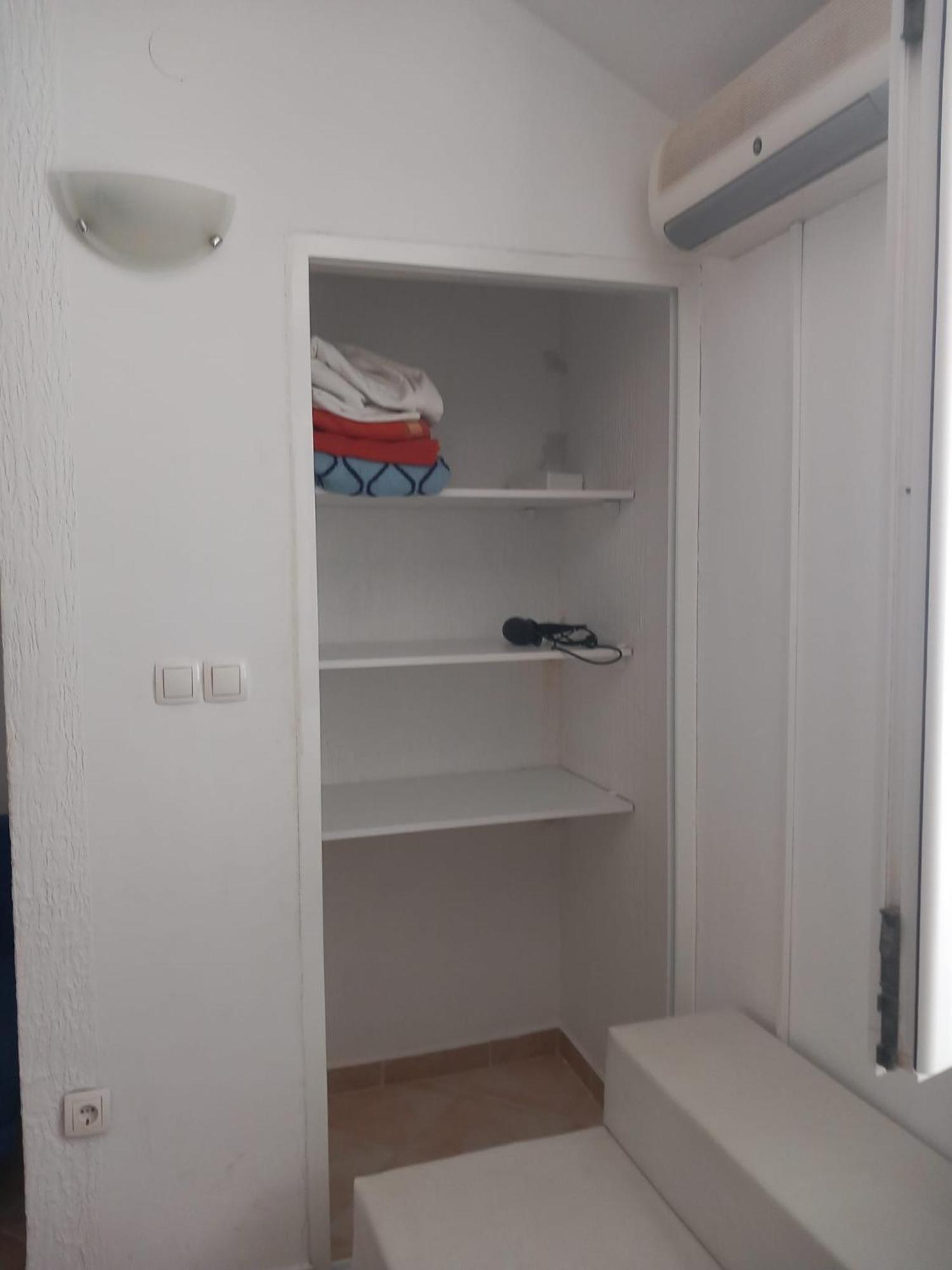 Studio Apartment Bosko Novaglia Esterno foto