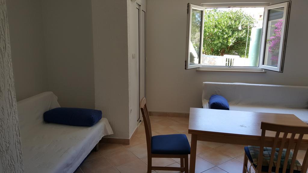 Studio Apartment Bosko Novaglia Esterno foto